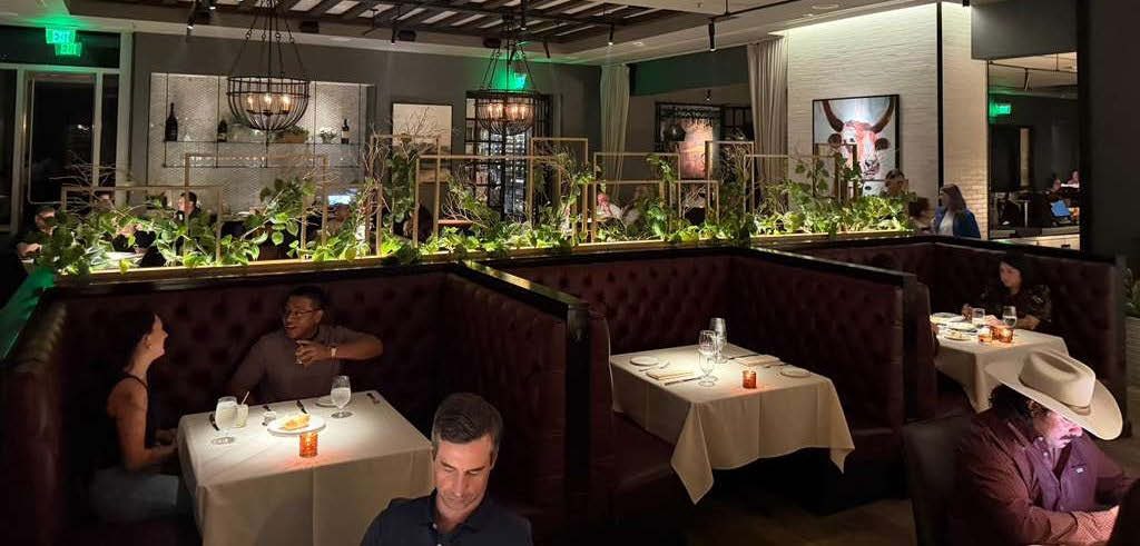 Dining room of Dean's Italian Steakhouse at the JW Marriott Austin